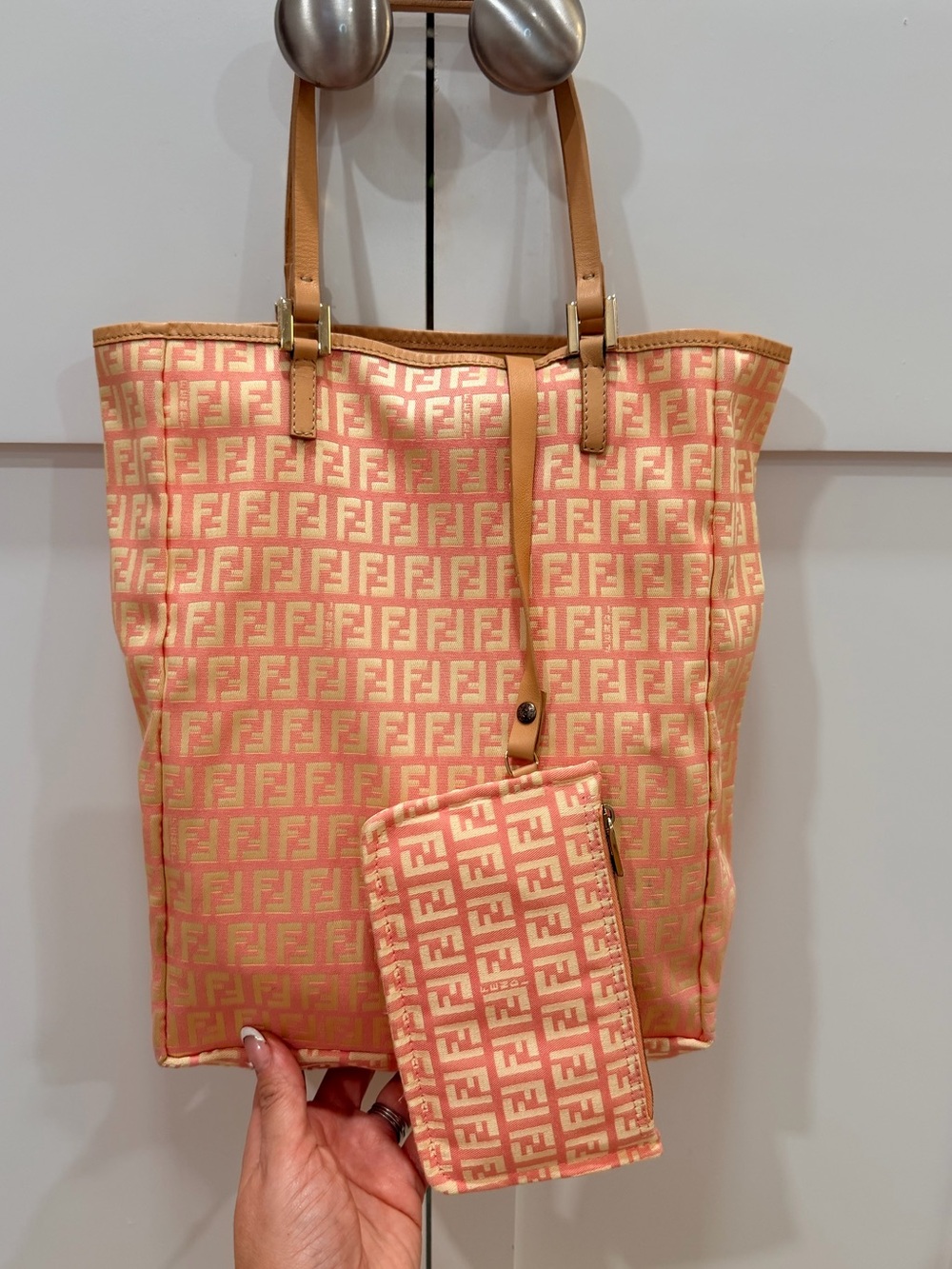 ⭐️FENDI Zucchino Tote Pink + Baby Fendi attached Pouch❣️ Fendi LRG Dustie | COA